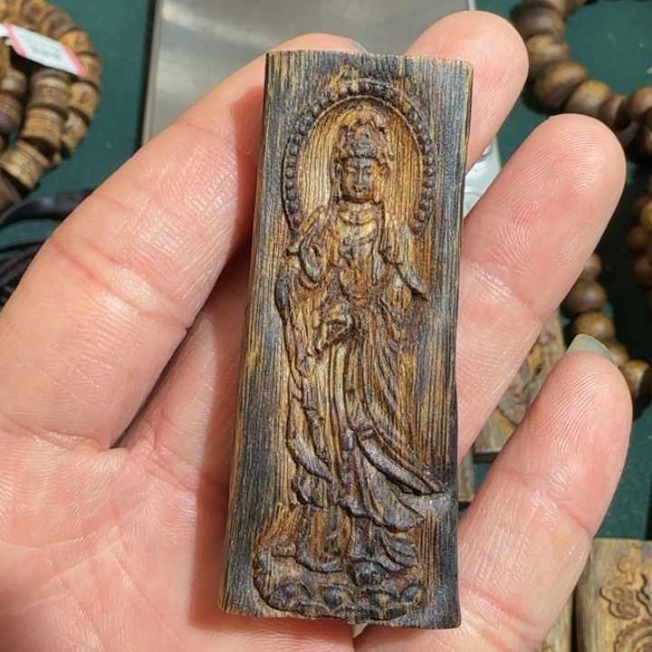 沉香吊坠金沙叶南海观音吊坠高货