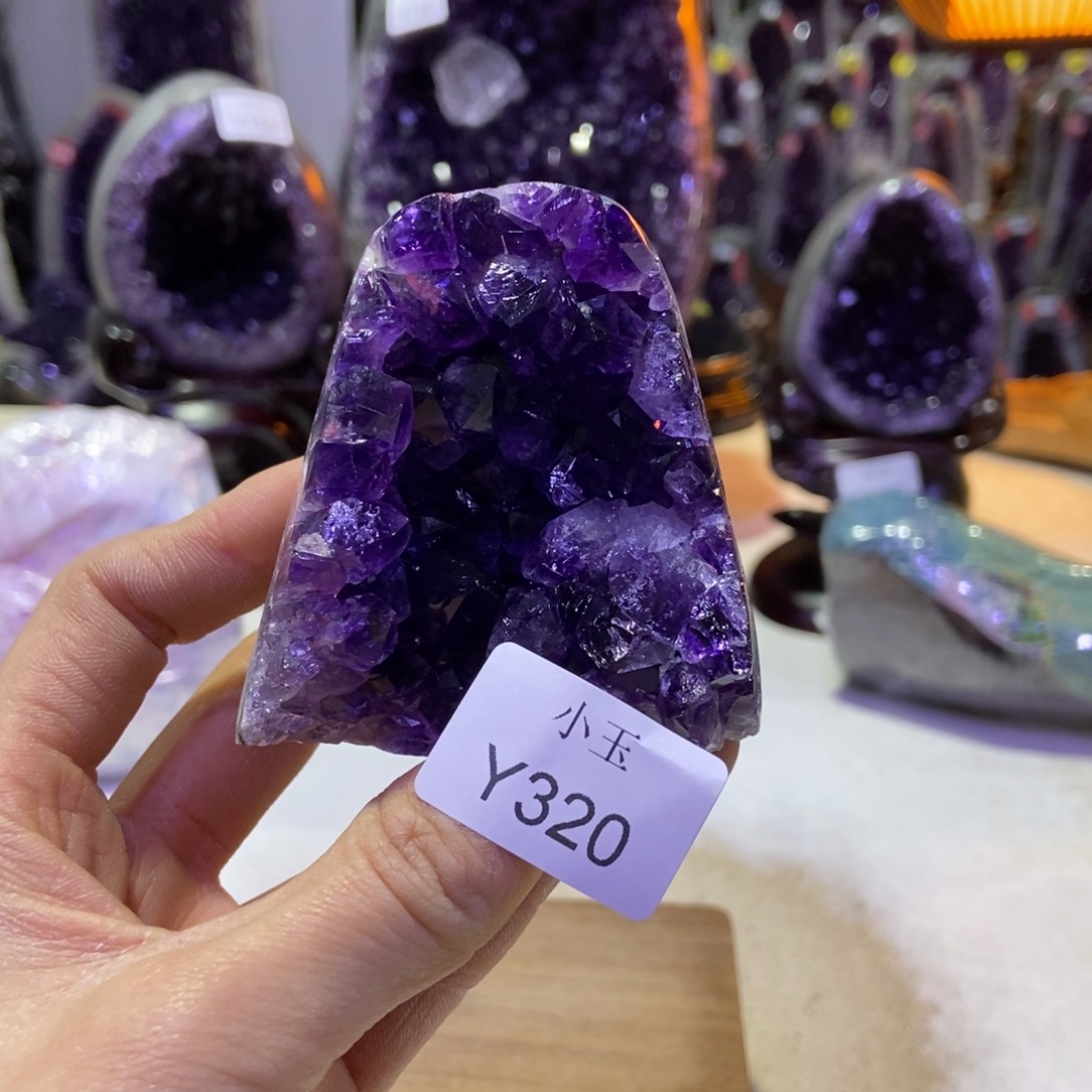 水晶摆件未镶嵌摆件