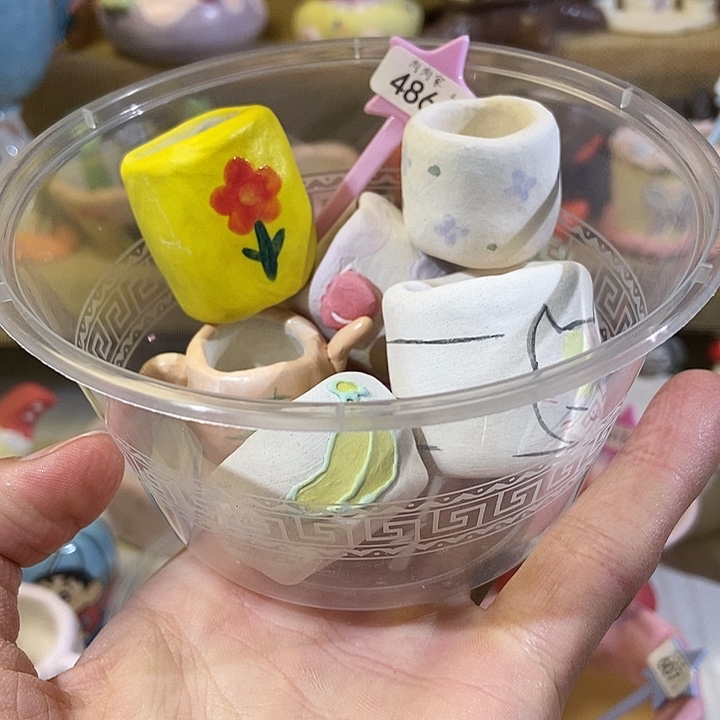 手工手绘盆 29包邮486