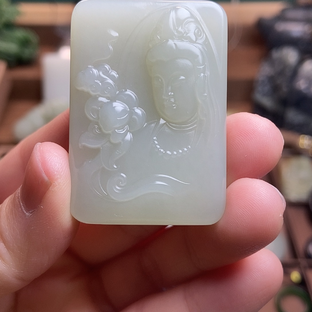 和田玉（糖玉）颈饰未镶嵌