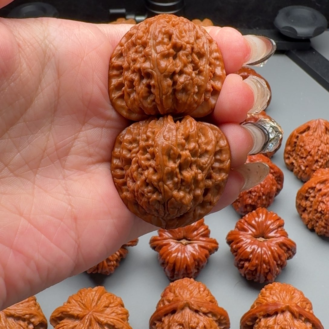 文玩核桃吊坠36全品老款三角白