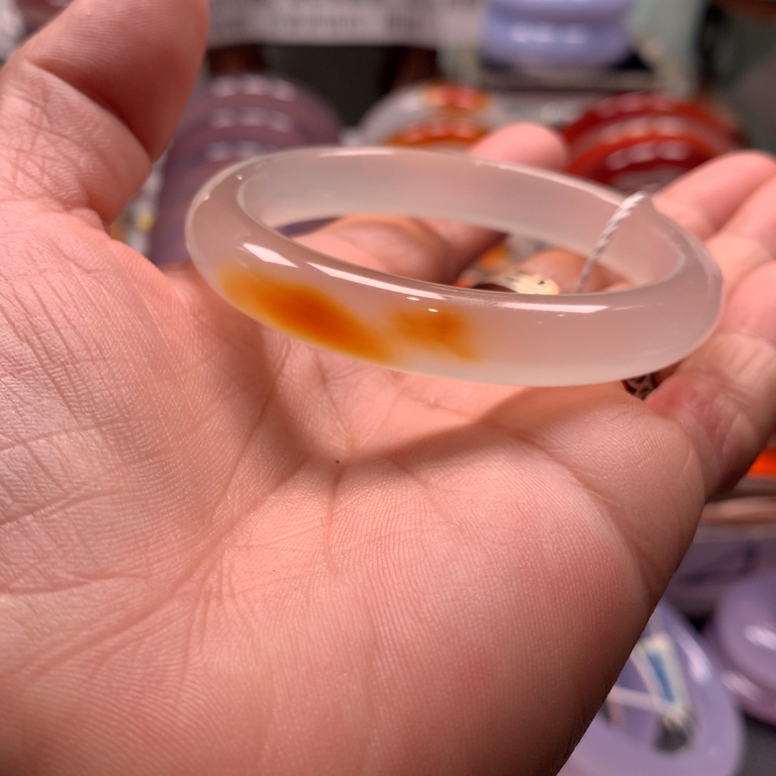 玛瑙/玉髓手镯未镶嵌