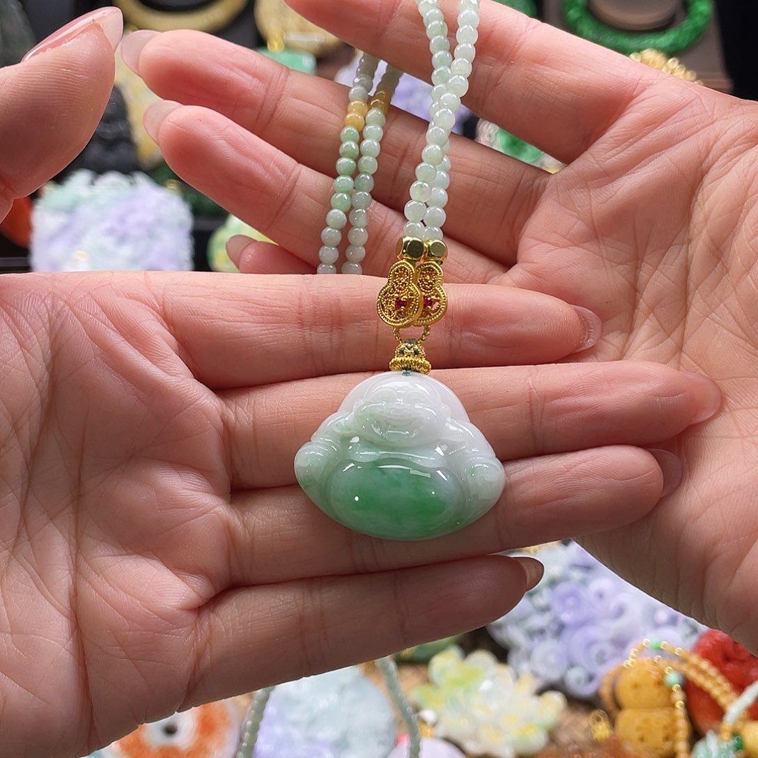 夢****翡翠未镶嵌颈饰代编织