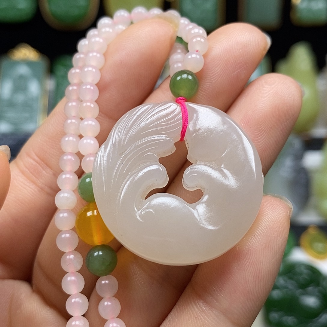 和田玉未镶嵌颈饰