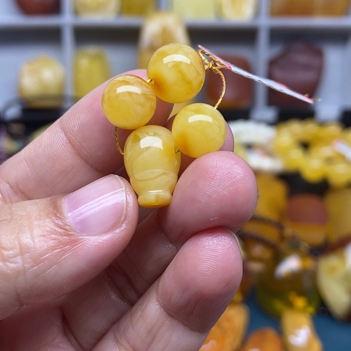 琥珀未镶嵌裸石珠子
