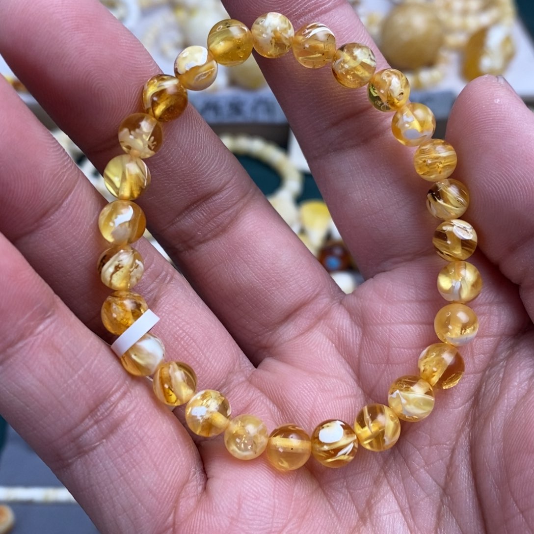 琥珀裸石未镶嵌7+拉丝纹