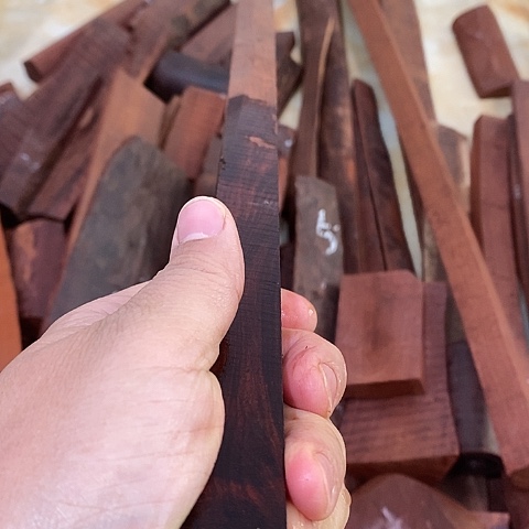 檀香紫檀（小叶紫檀）宝*临