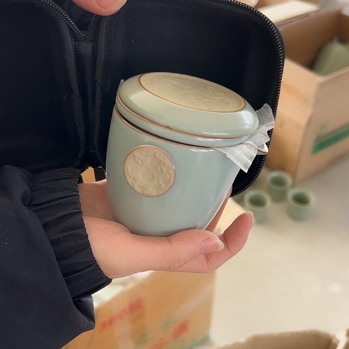 青瓷小米茶器龙泉青瓷