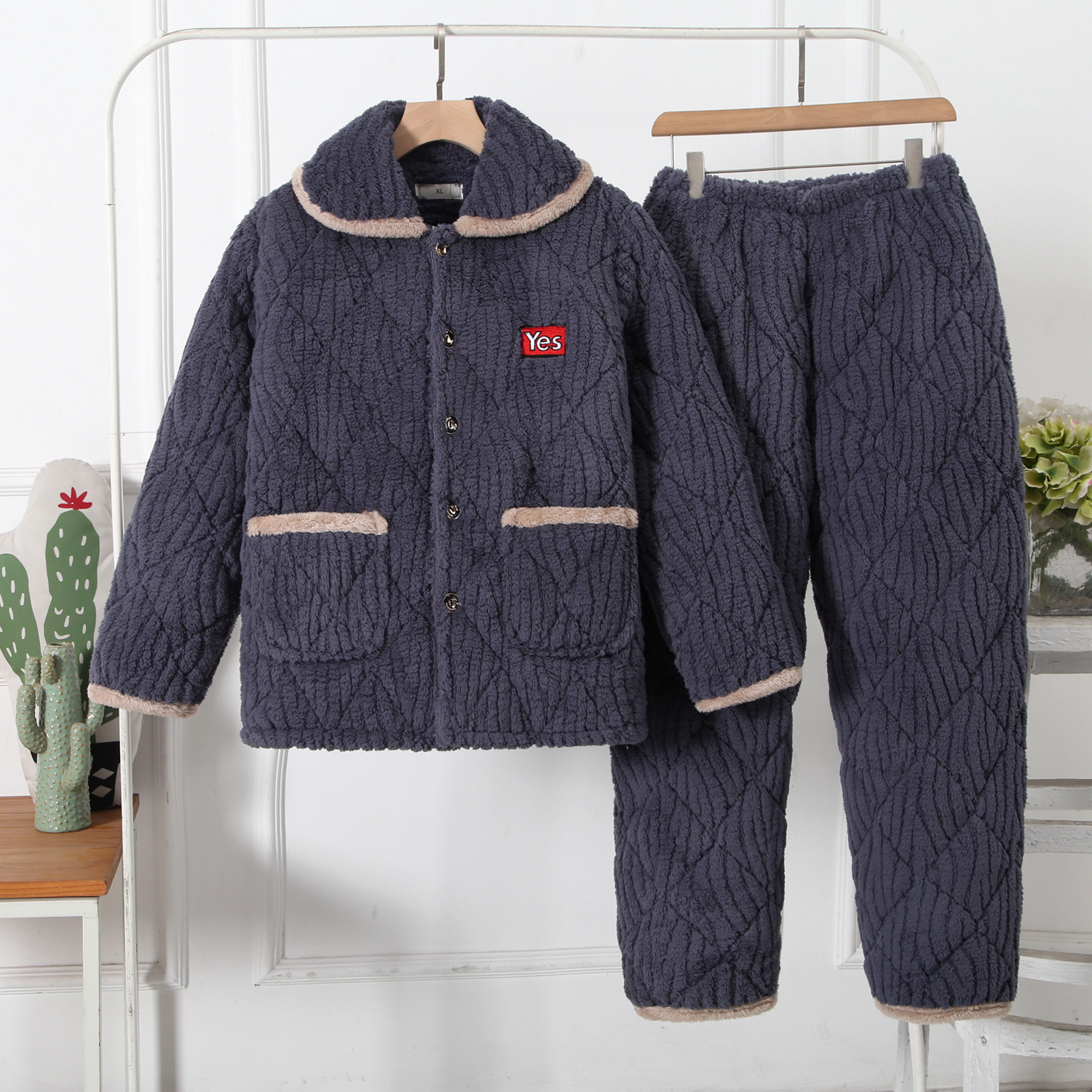 【清货】冬季三层加厚夹棉睡衣法兰绒男士保暖家居服套装珊瑚绒棉衣