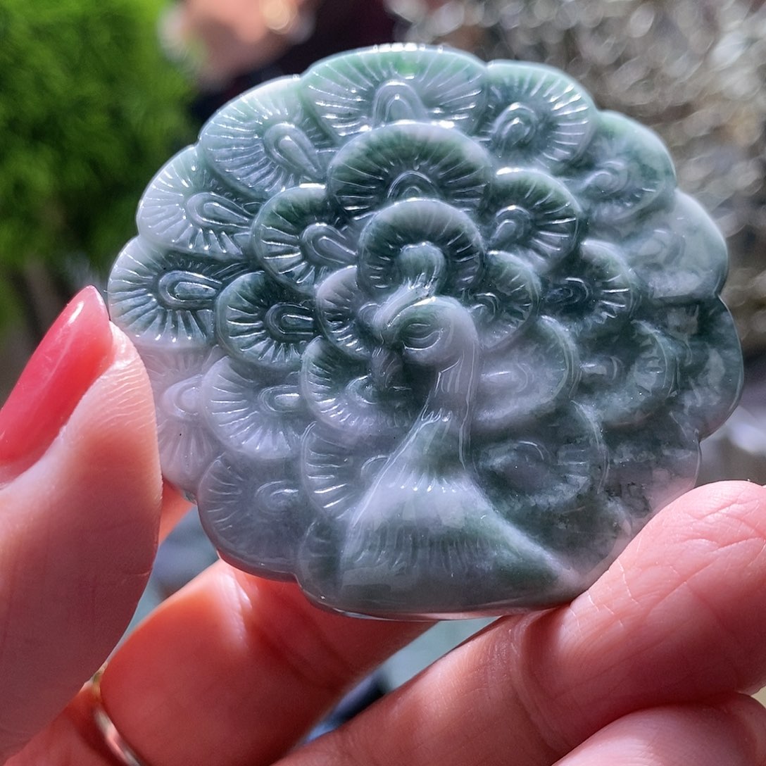 【闪购商品】翡翠未镶嵌颈饰孔雀