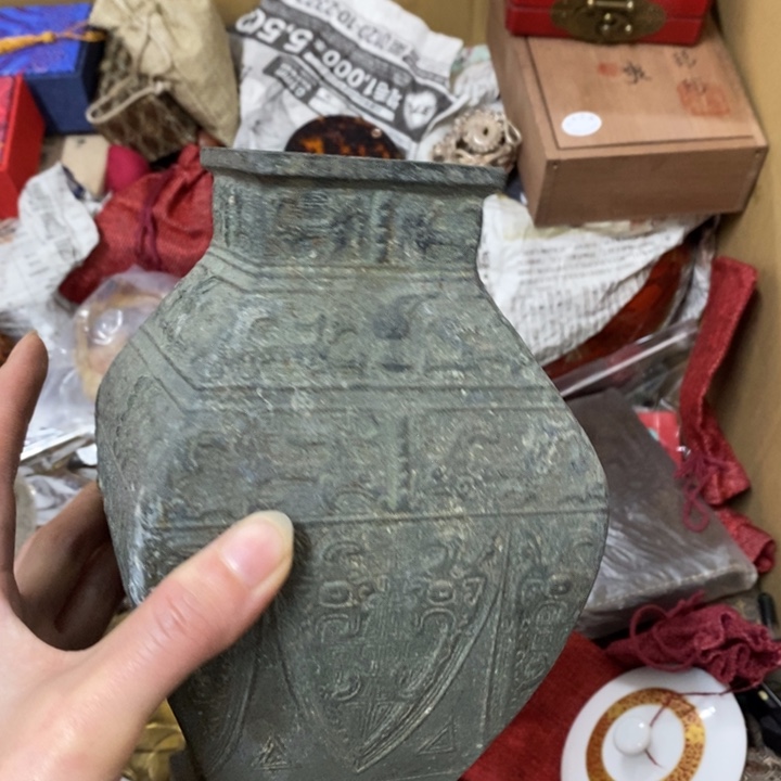 瓷片哈中古工艺品一件