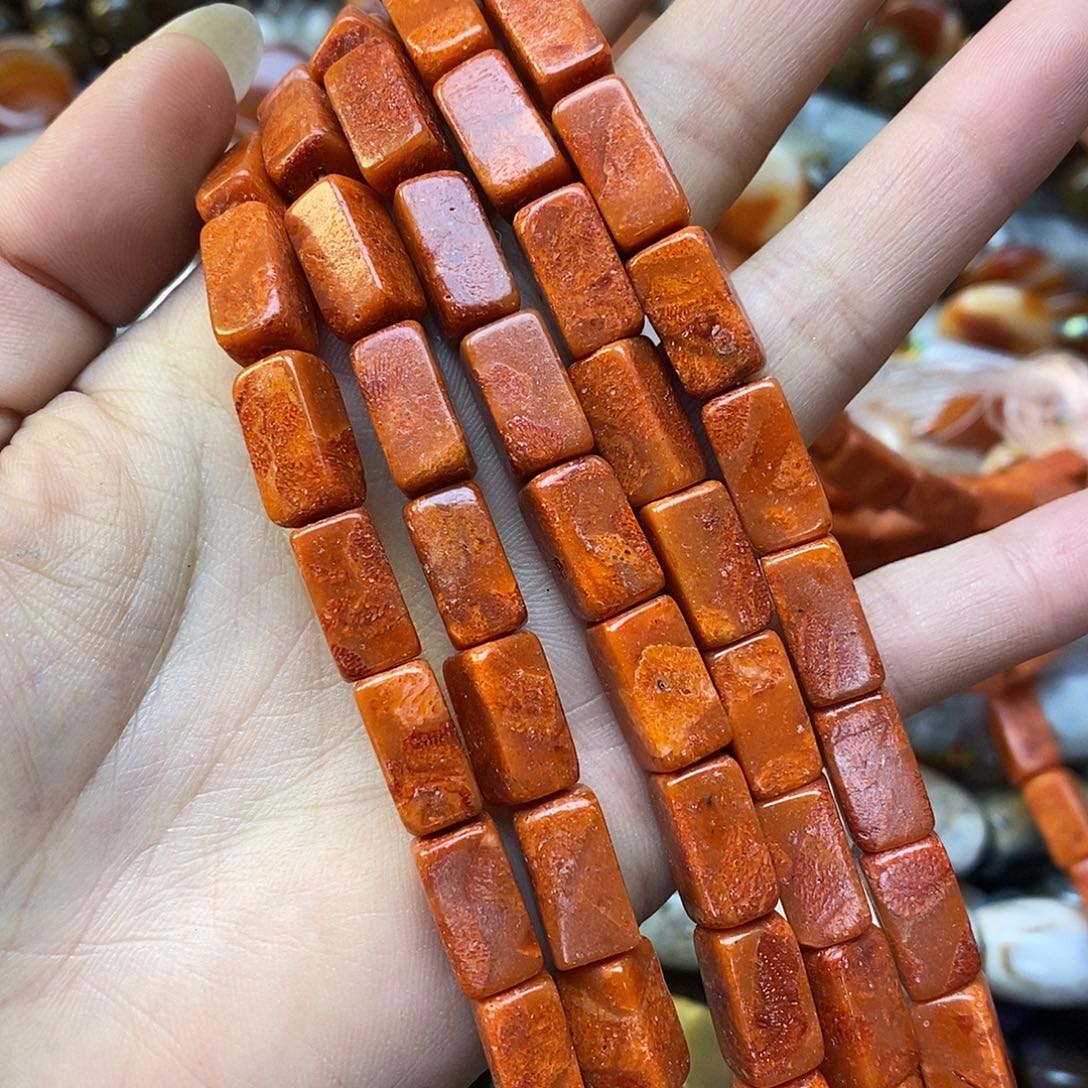 玛瑙/玉髓未镶嵌珠宝半成品方柱一条