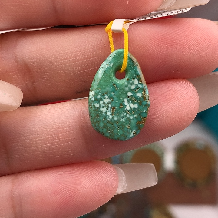 绿松石未镶嵌原矿