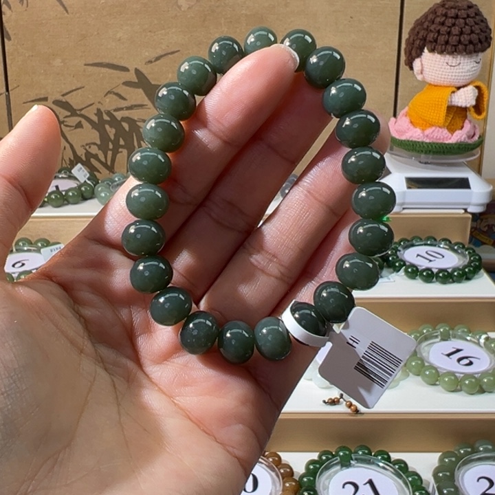 和田玉未镶嵌手串