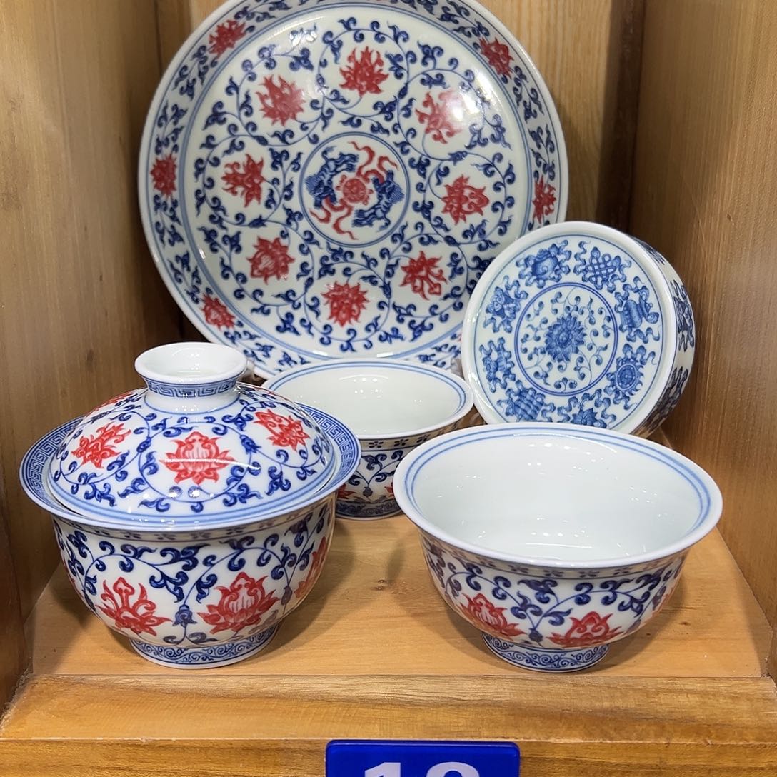 蔡***r青花釉里红缠枝莲5件套简装