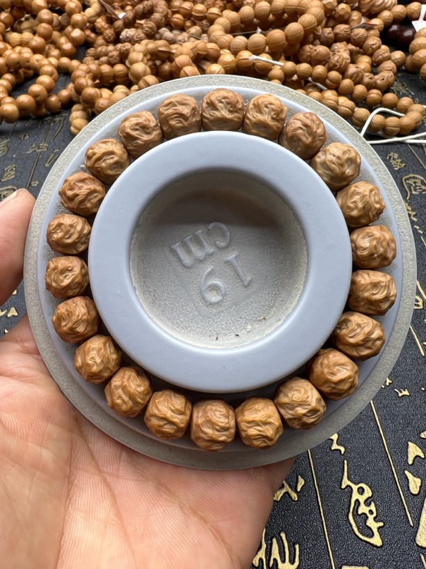 原皮原色全品无瑕龙蛇之变猴头核桃手串12mm