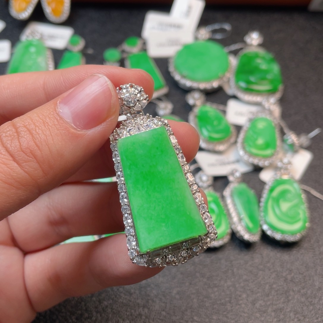 翡翠吊坠(不含链)银S925镶嵌