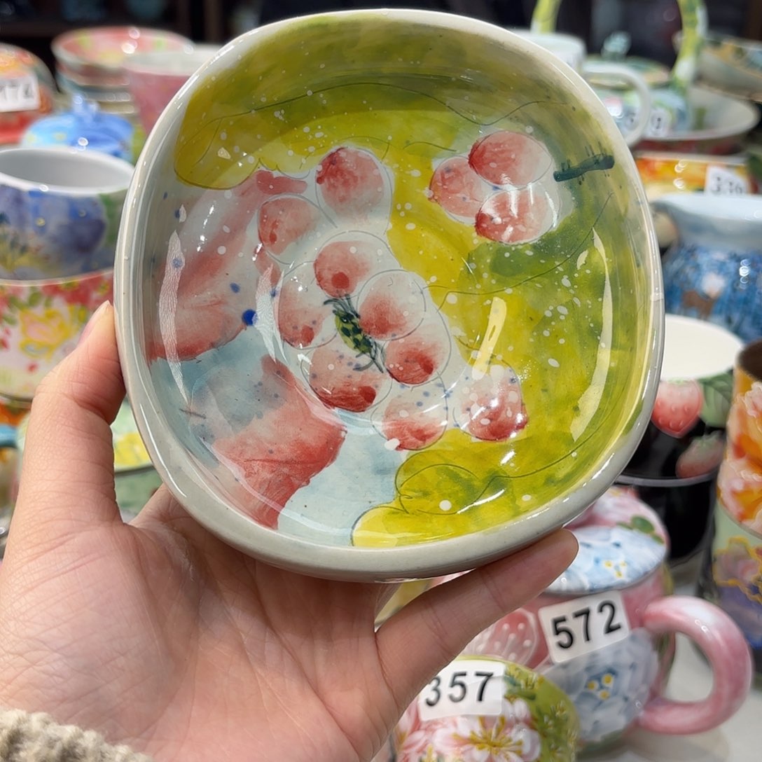 瓷片兔兔嘎嘎嘎好