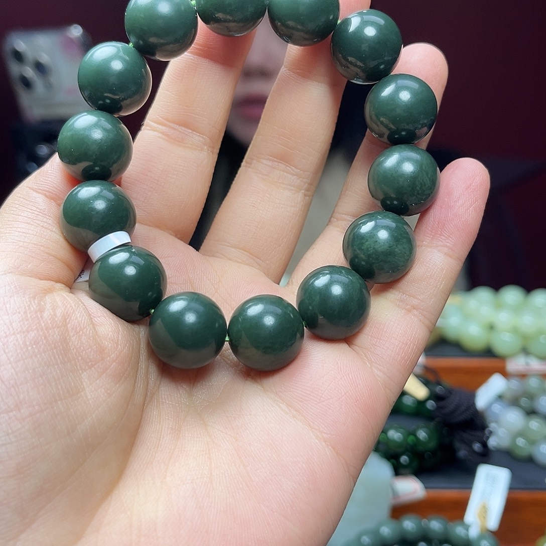 和田玉未镶嵌手链