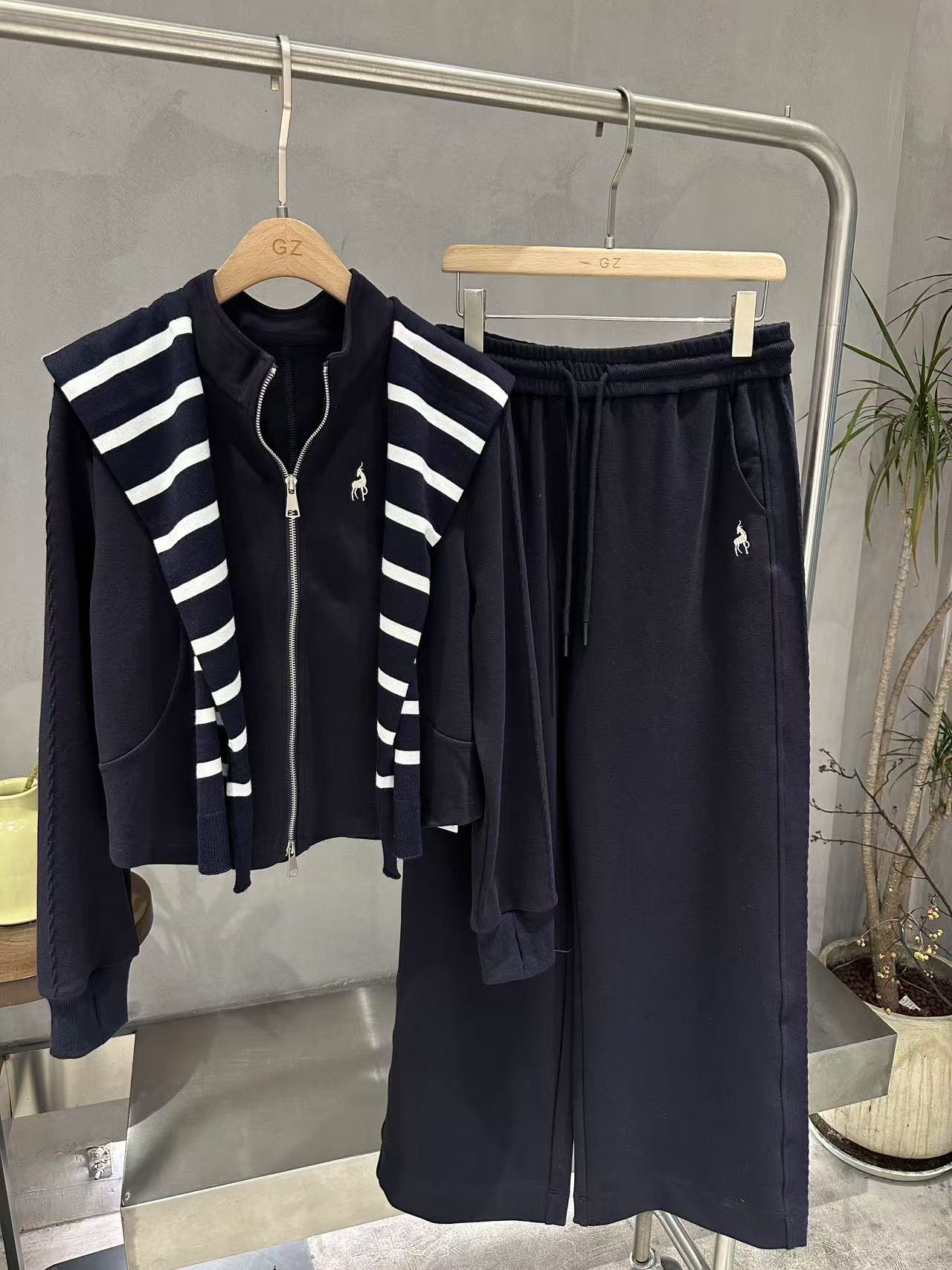 460披肩运动三件套