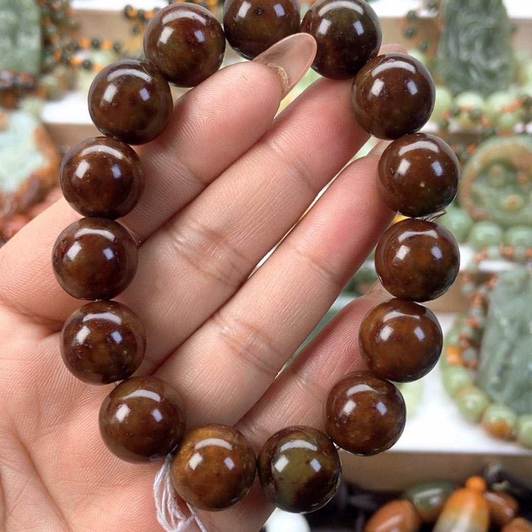 透闪石质玉手串未镶嵌