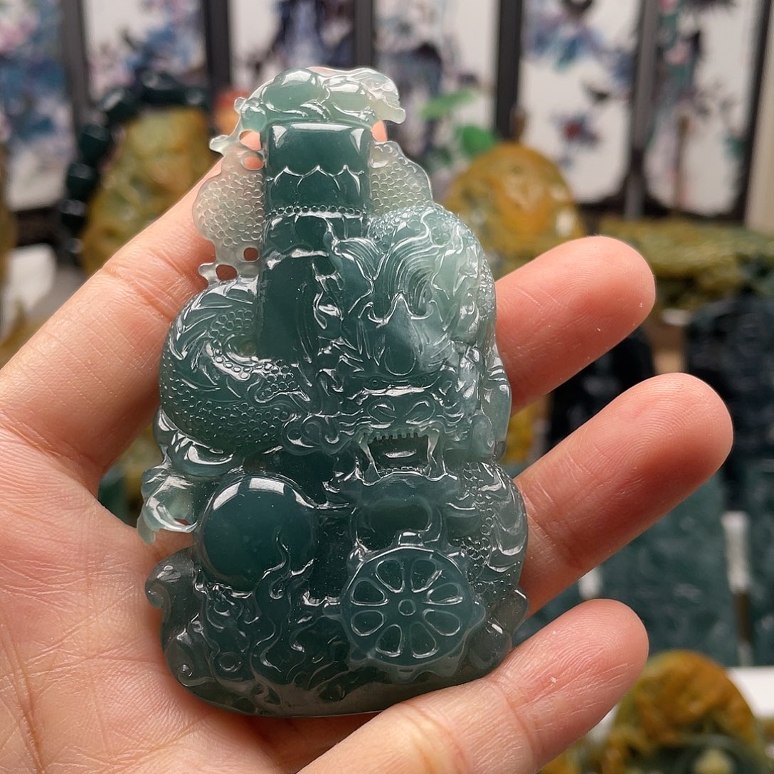 翡翠未镶嵌颈饰天然翡翠a货龙