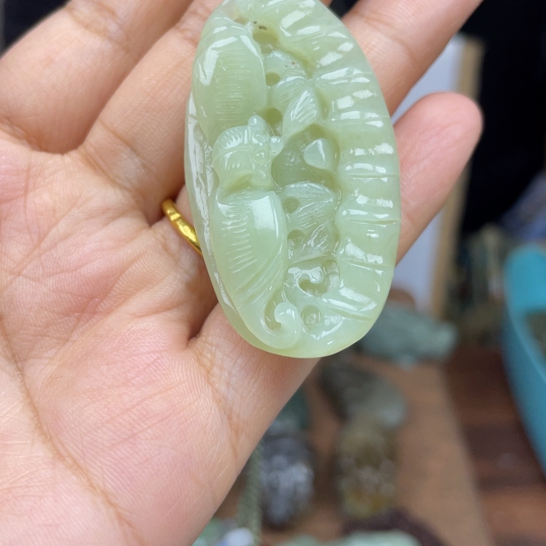 和田玉颈饰未镶嵌