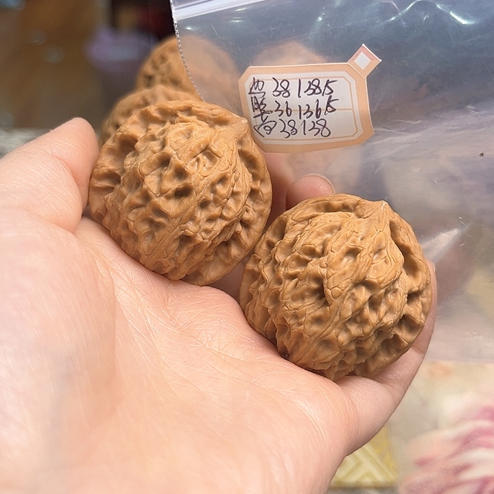 文玩核桃吊坠非嫁接北京