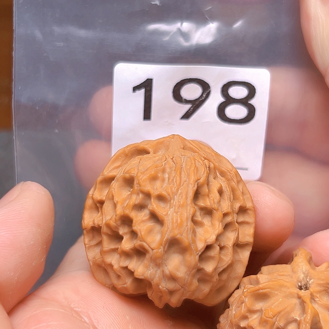 吊坠文玩核桃38苹果园