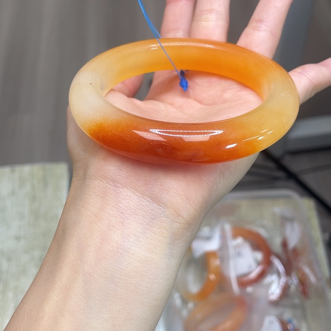 非金属三色一口糖61，2号