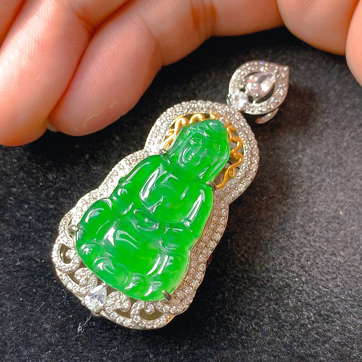 颈饰未镶嵌翡翠翡翠