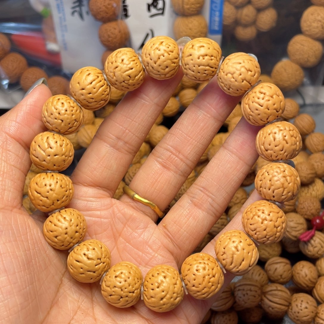 手串桃核15.8金丹手串