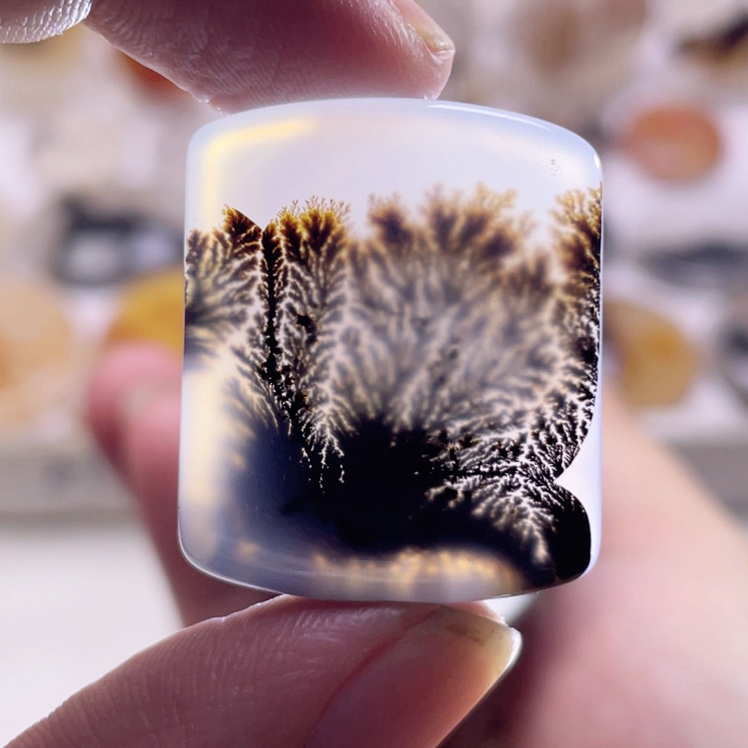 玛瑙/玉髓未镶嵌珠宝奇石