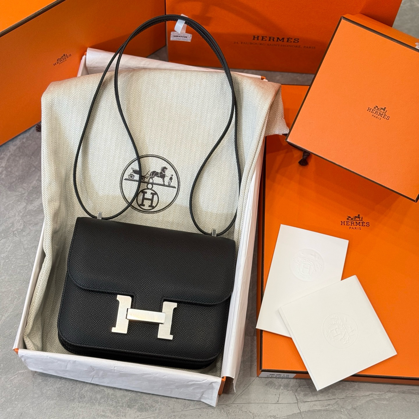 未使用 Hermes/爱马仕 Constance19 康康19 epsom皮黑银K刻未使用