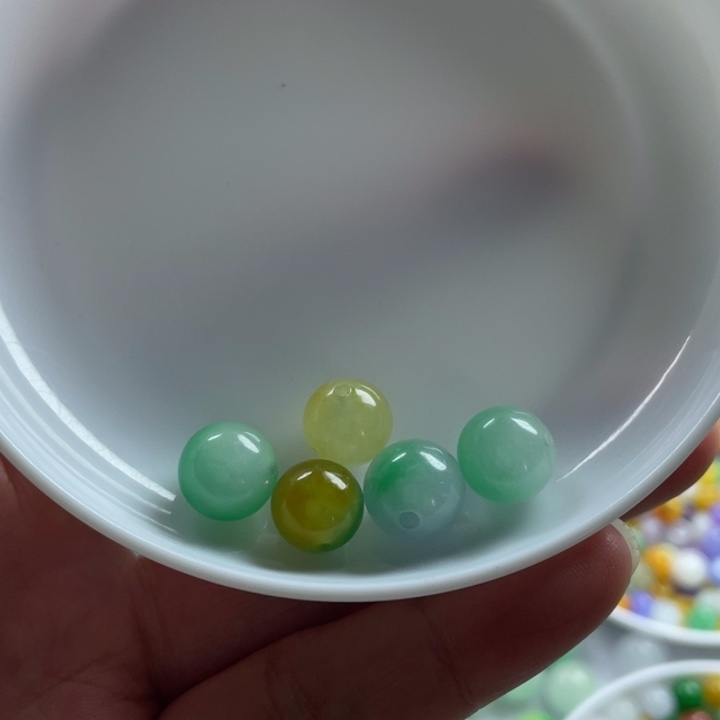 回***忆磁石卡10➕绿色珠珠3颗，卡10珠珠2颗