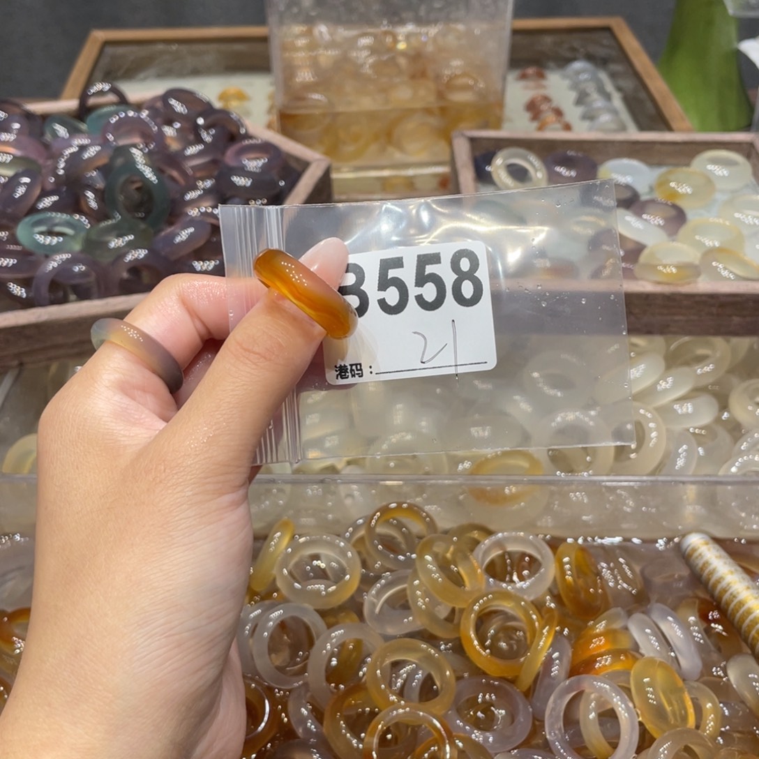 玛瑙/玉髓未镶嵌戒指558