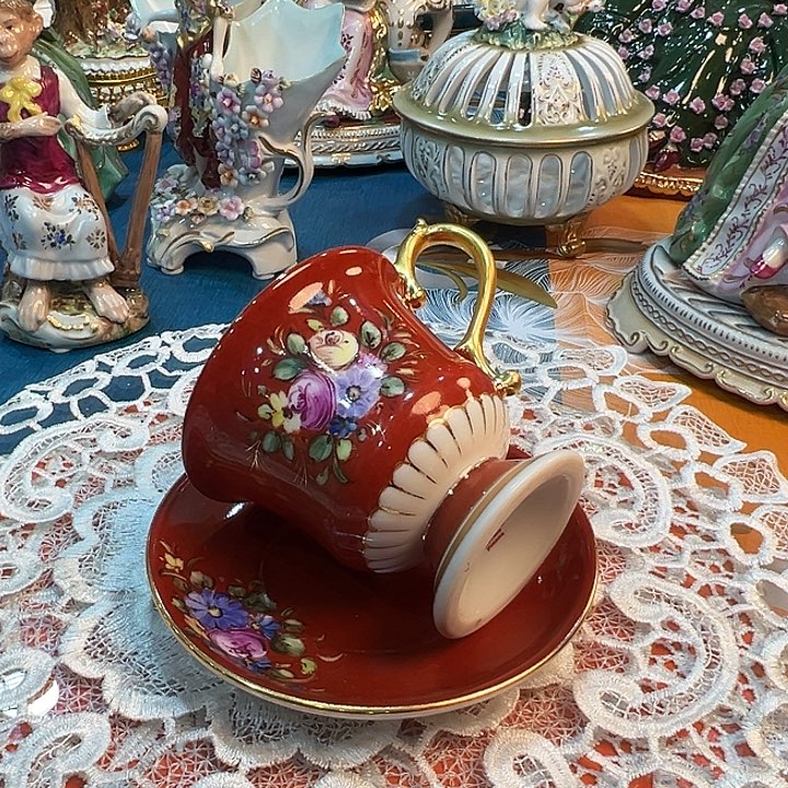 陶瓷手拍色红色纯手绘 有标 