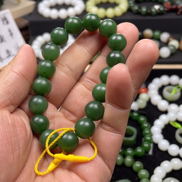 和田玉手串未镶嵌新疆碧玉子卡12圆珠柔光
