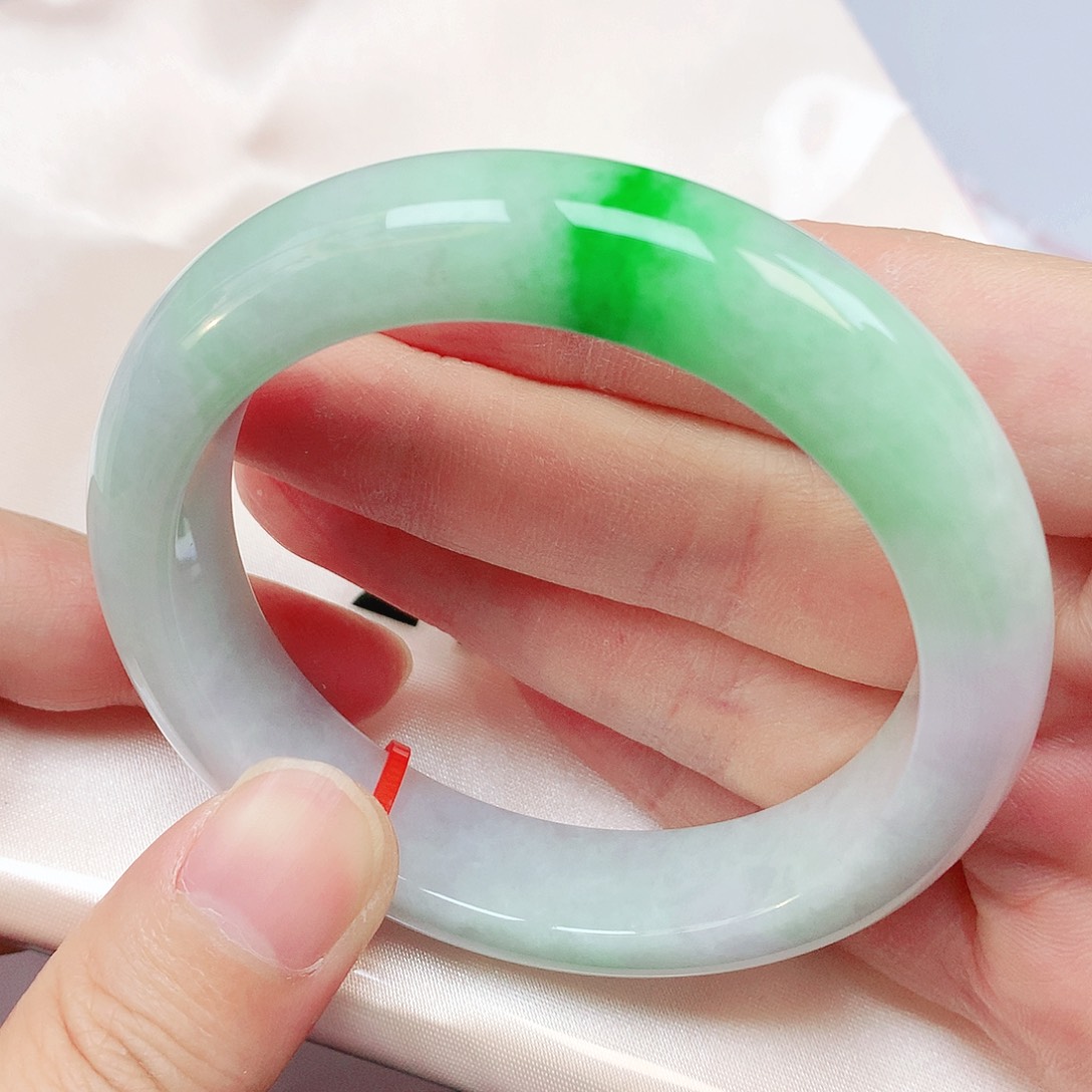 翡翠手镯未镶嵌抖音216