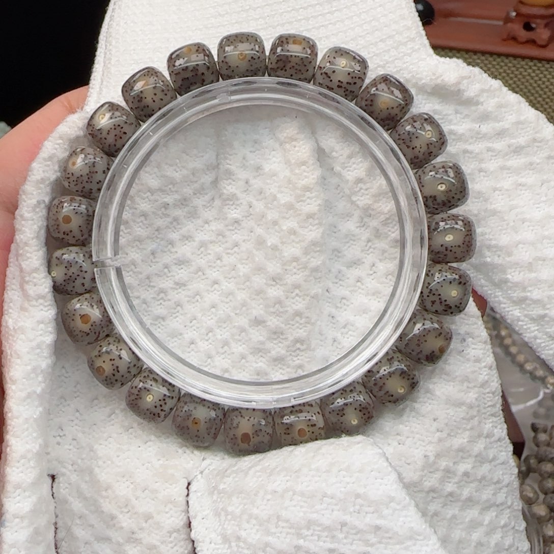 星月菩提手串灰冰针尖星10*9