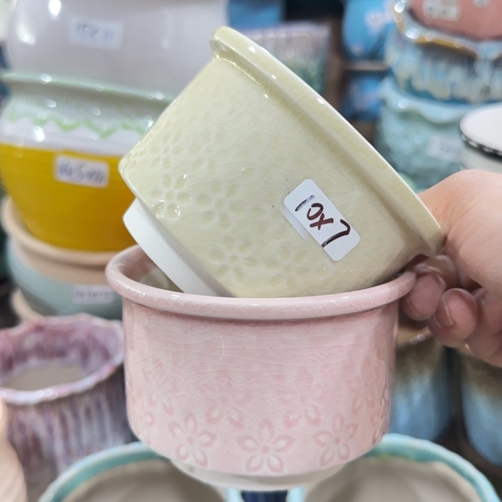 凑9块包邮，有孔，陶瓷花盆