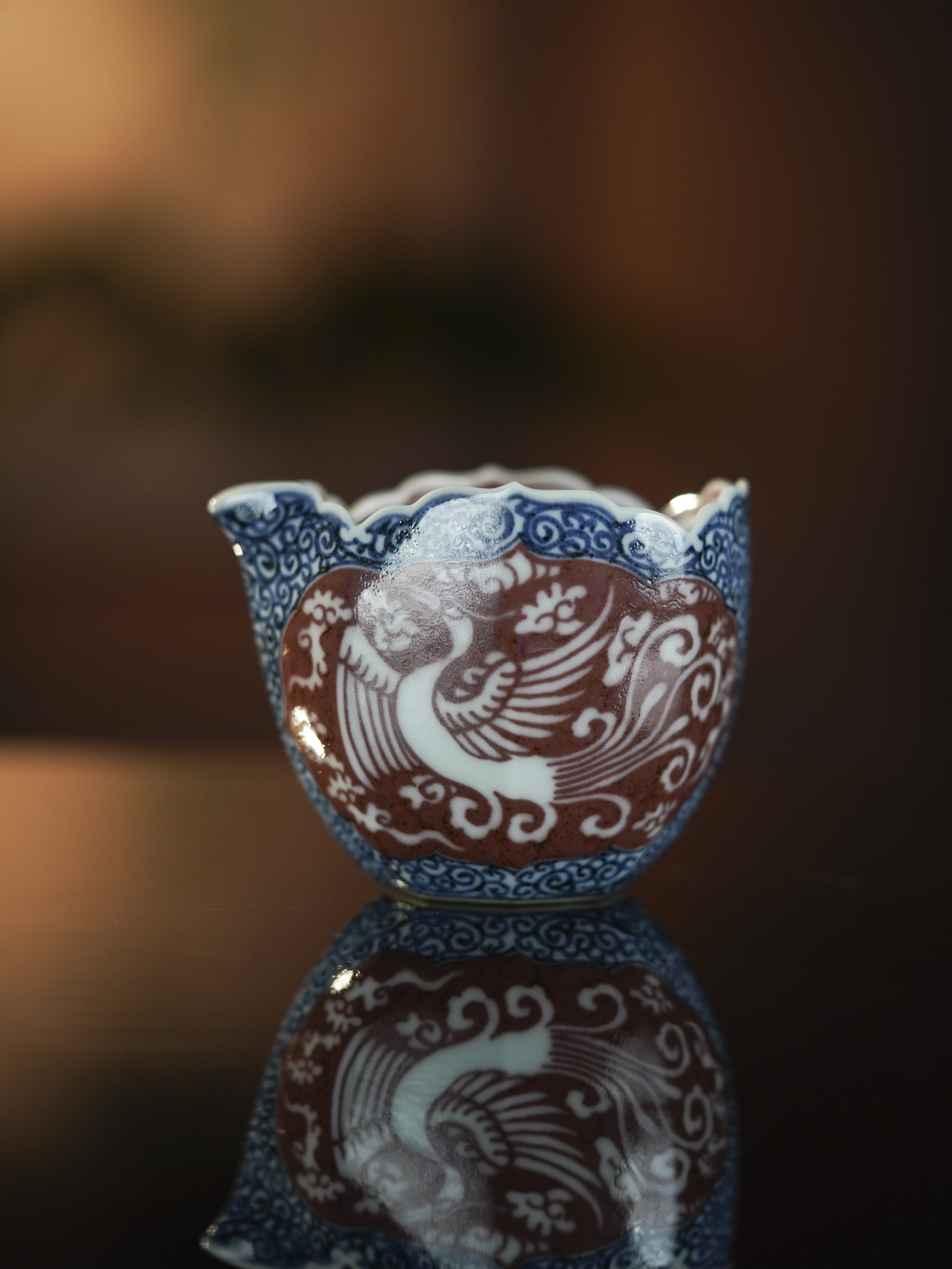 《畅怀堂》青花釉里红太阳鸟公道杯