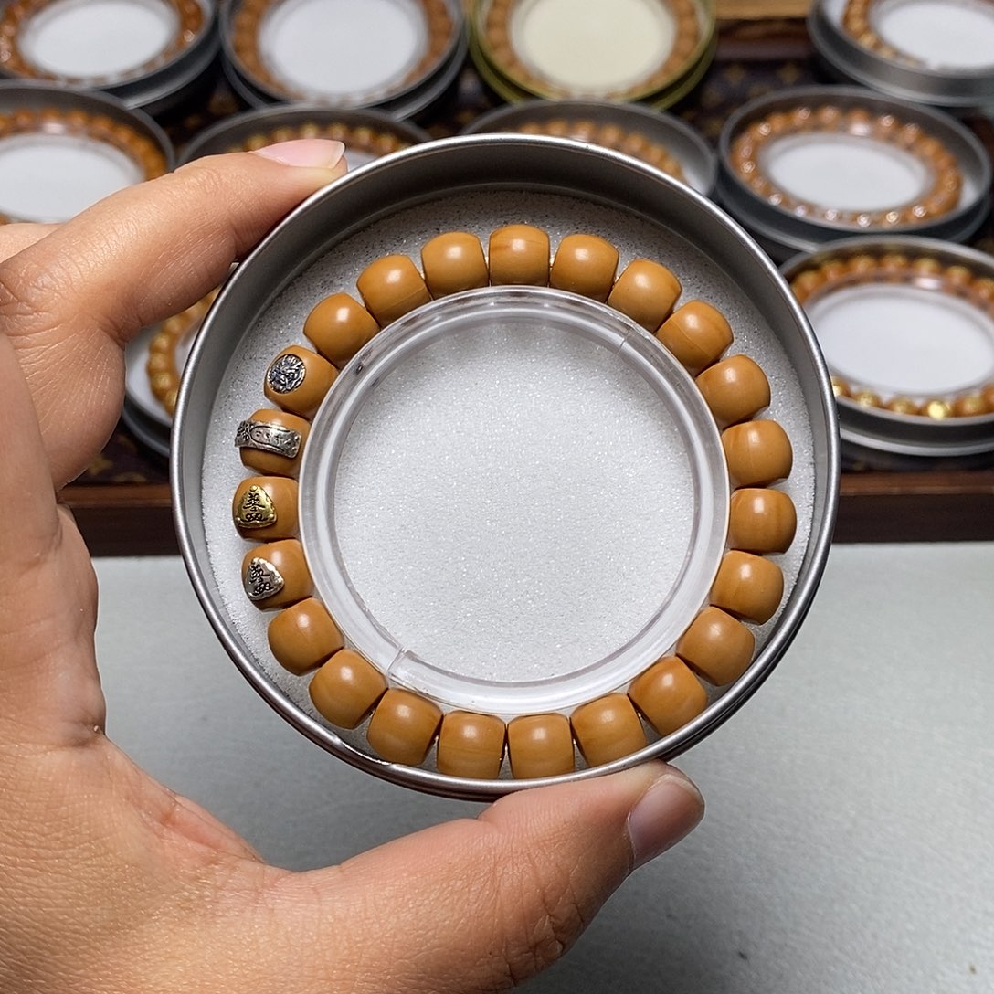 猴头核桃手串102号四标高配直切10左右