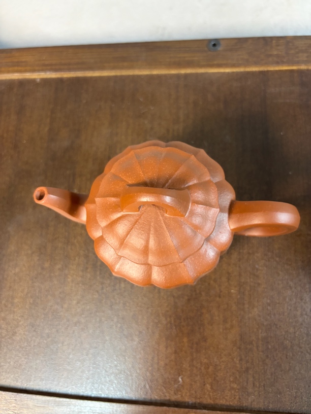 宜兴朱泥紫砂茶壶