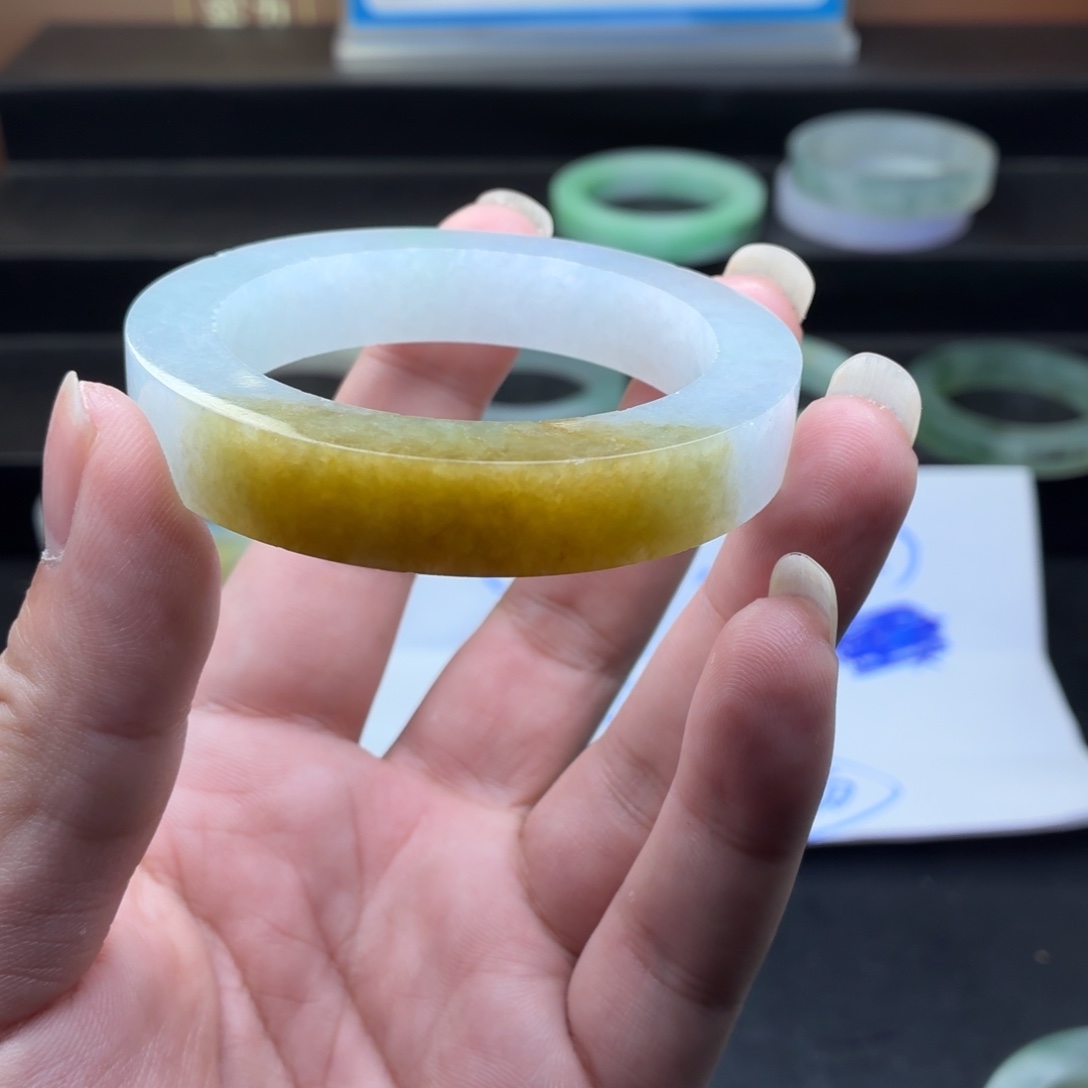 木***雨定制翡翠未镶嵌翡翠手镯