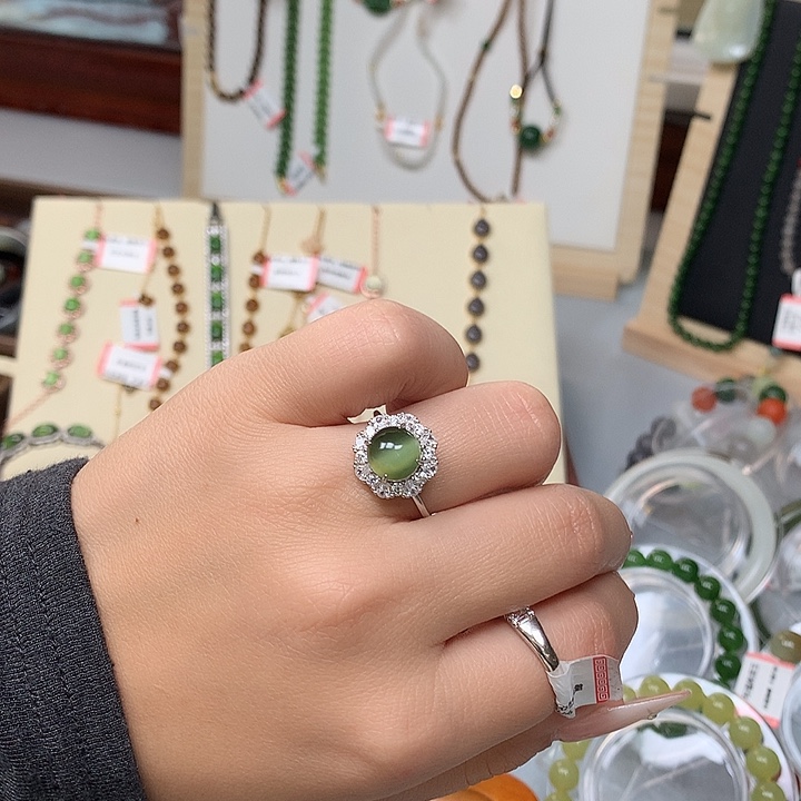 和田玉（糖玉）未镶嵌戒指