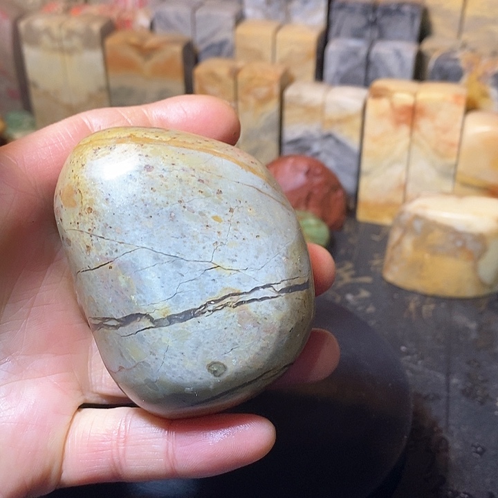 昌化鸡血石昌化石