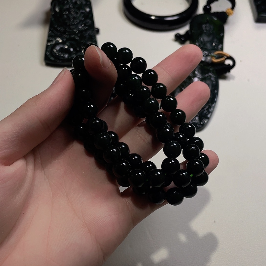 翡翠未镶嵌颈饰翡翠8
