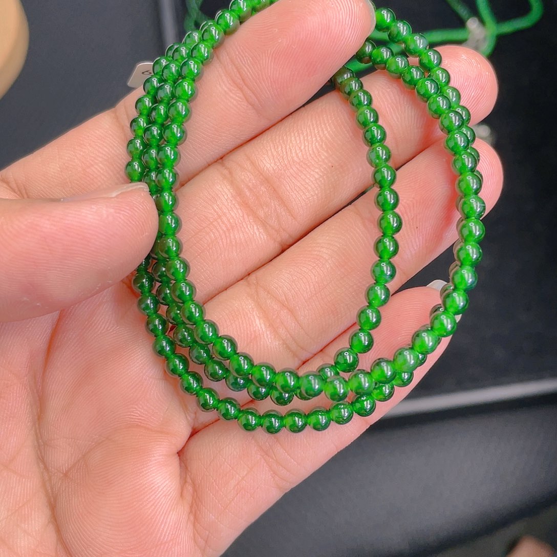 颈饰未镶嵌翡翠A货卡4