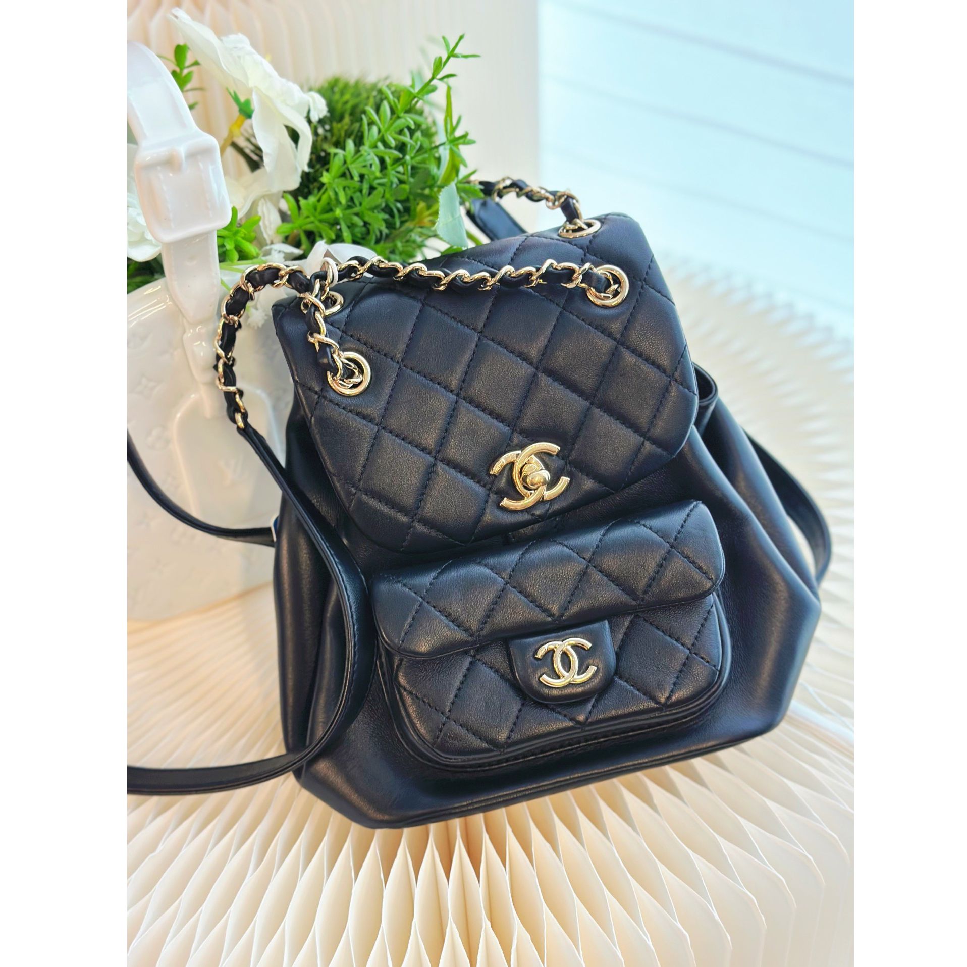 99新 Chanel/香奈儿  老佛爷 菱格金扣翻盖背包双肩包
